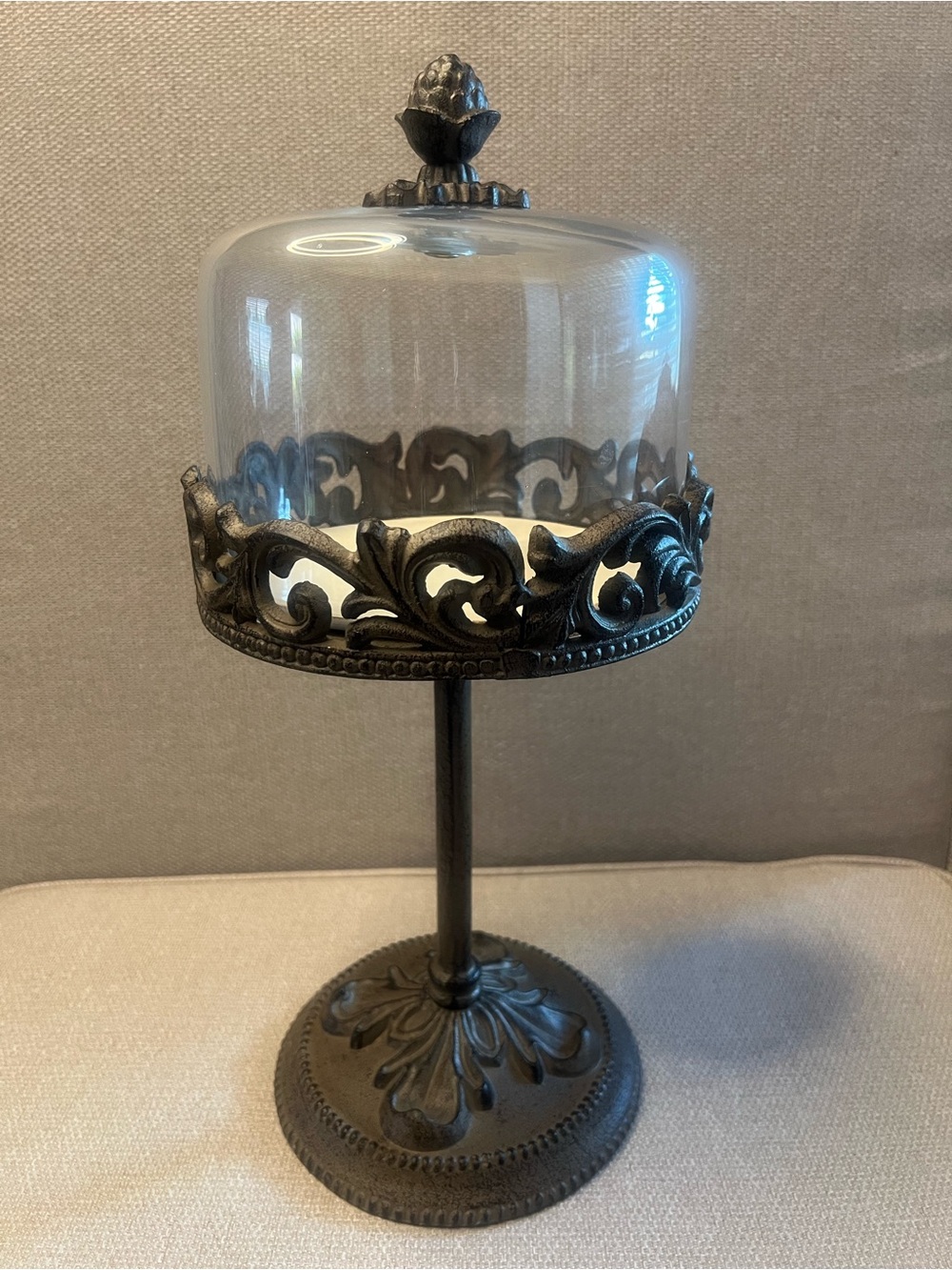 16in Dessert Pedestal - GG Collection Medium size